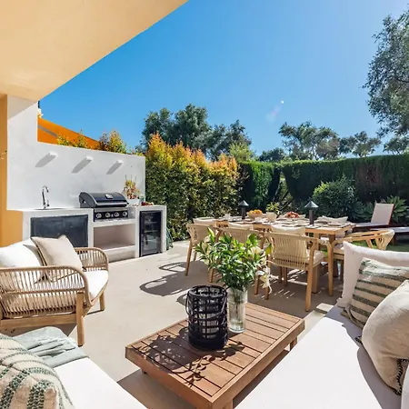 Feriehus Luxury Golf Townhouse In Aloha With Pool & Garden *