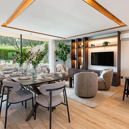 Feriehus Luxury Golf Townhouse In Aloha With Pool & Garden *