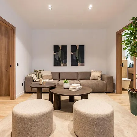Feriehus Luxury Golf Townhouse In Aloha With Pool & Garden *