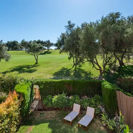 Luxury Golf Townhouse In Aloha With Pool & Garden Feriehus *