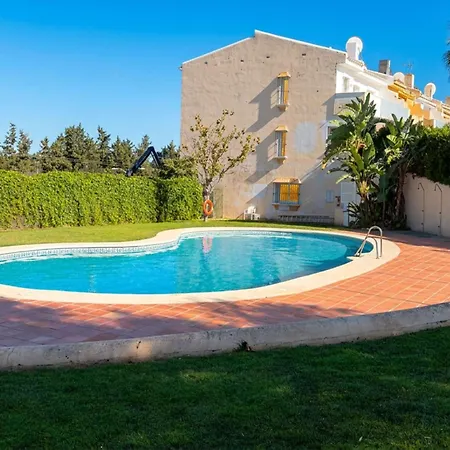Feriehus Luxury Golf Townhouse In Aloha With Pool & Garden